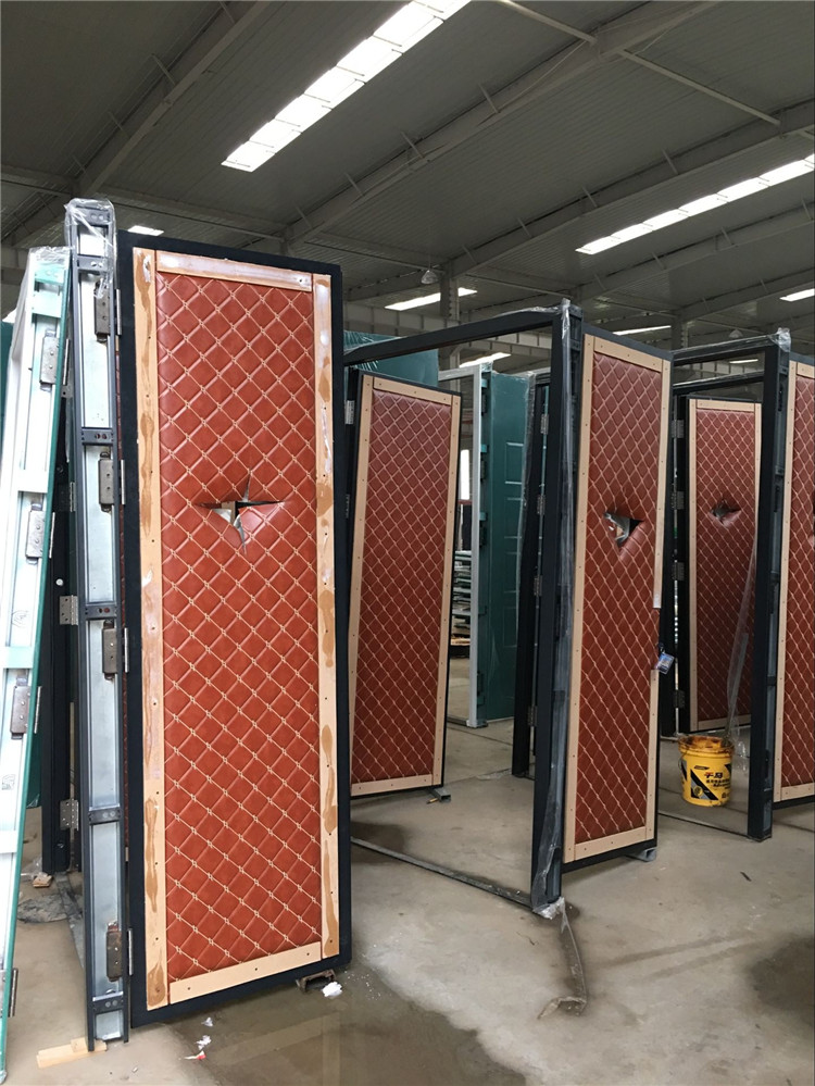合格半成品隔音門