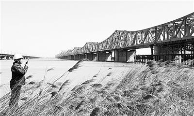 南四環至南站城郊鐵路防爆門工程