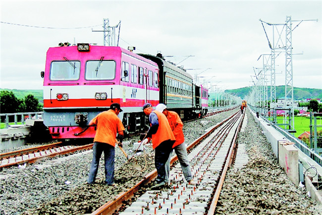 中鐵二十二局牡綏鐵路一標(biāo)隧道防護門工程